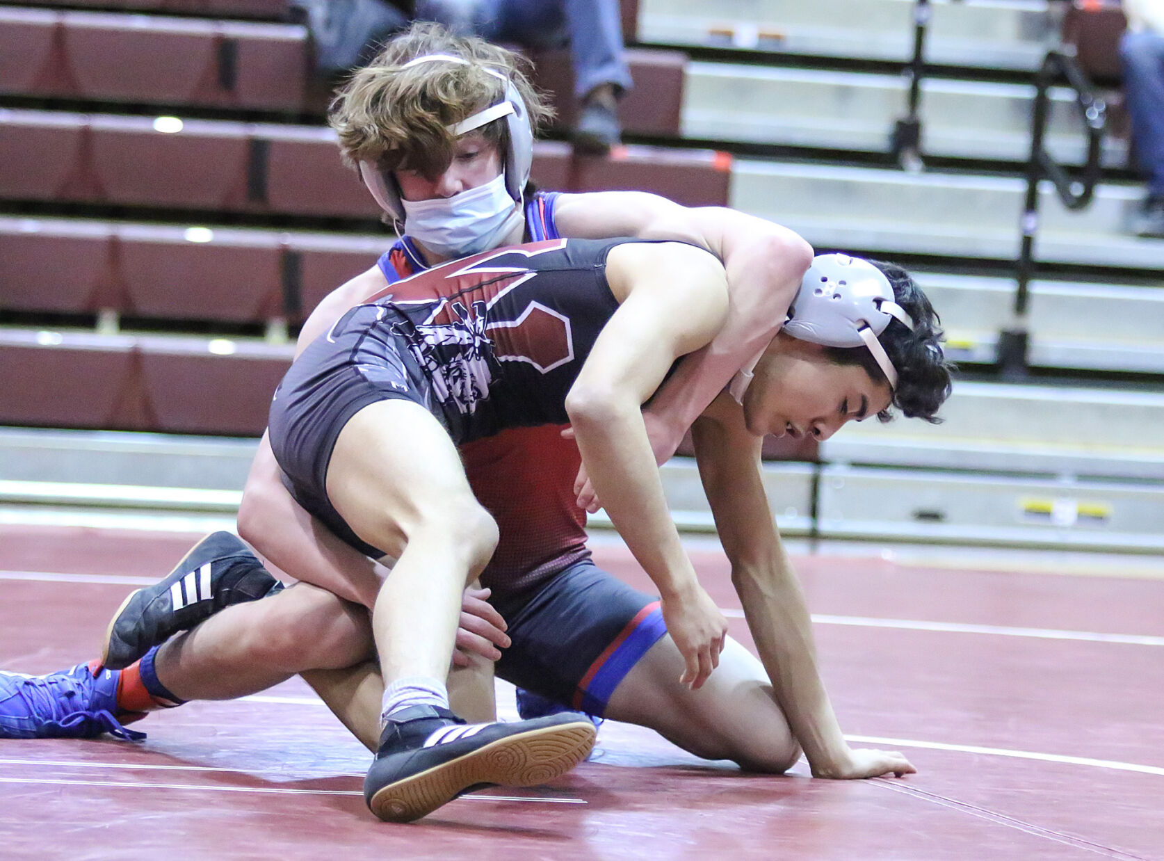 Class 2 District 3 boys wrestling tournament